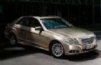 2010款奔驰E300优雅型