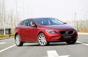 2013ֶV40 2.0Tа