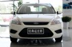 2013款福克斯三厢经典1.8L手动基本型