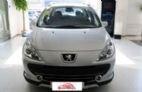 2013款标致307 1.6L手动舒适版两厢