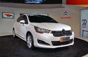 2013ѩC4L 1.8LԶ