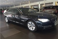 2013款宝马7系730Li豪华型