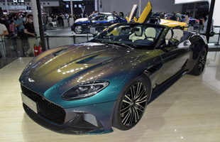 22 DBS Superleggera V12 Volante