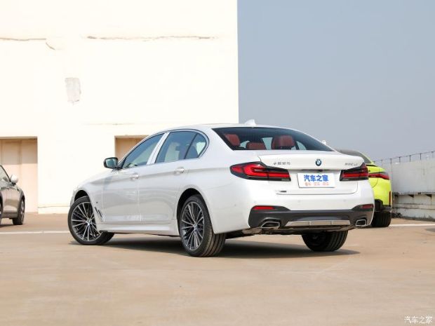  5ϵ 2022 Ŀ 530Li xDrive M˶װ