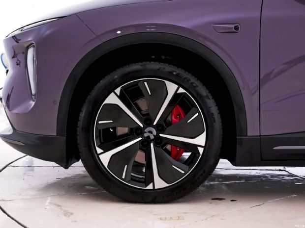 ε εEC6 2023 100kWh