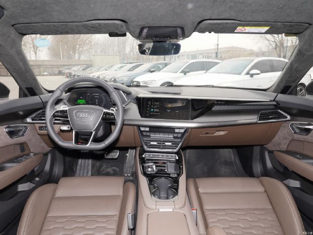Audi Sport µRS e-tron GT 2023 