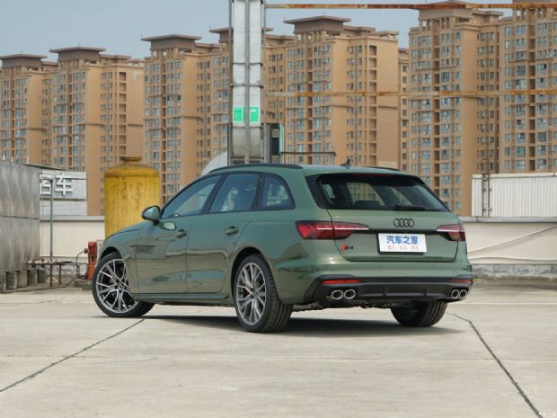 µ() µS4 2023 S4 Avant 3.0TFSI