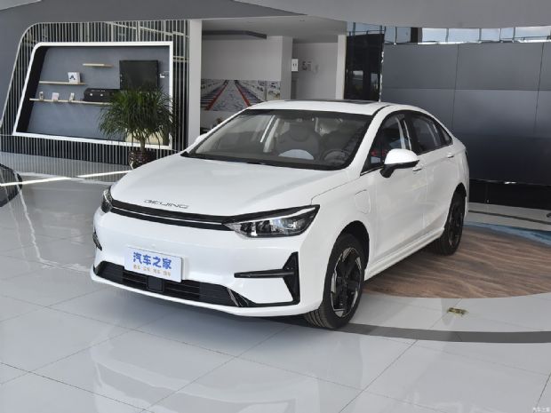 北京汽车 北京EU5 PLUS 2024款 R500 标准出行版