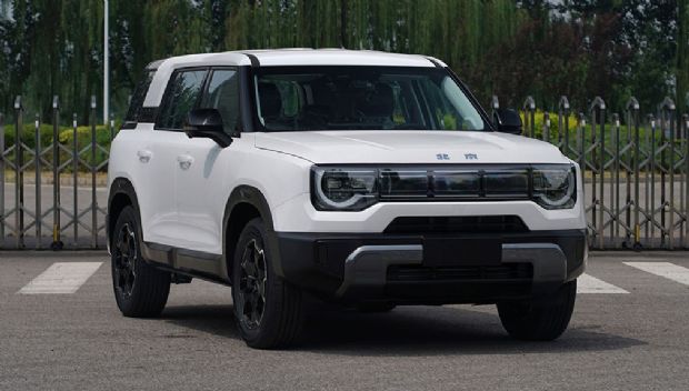 轻越野SUV 北京BJ30预告图发布 今年年内上市