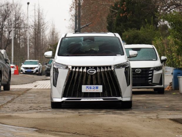 广汽乘用车 传祺M8 2024款 宗师系列 400T 先锋