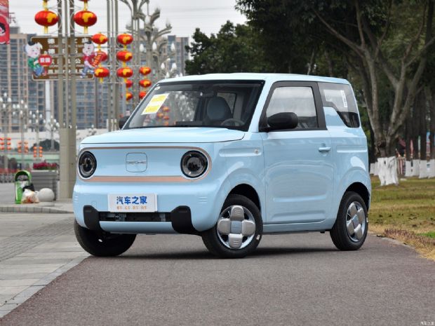 吉利汽车 熊猫 2024款 熊猫mini 200km 龙腾版