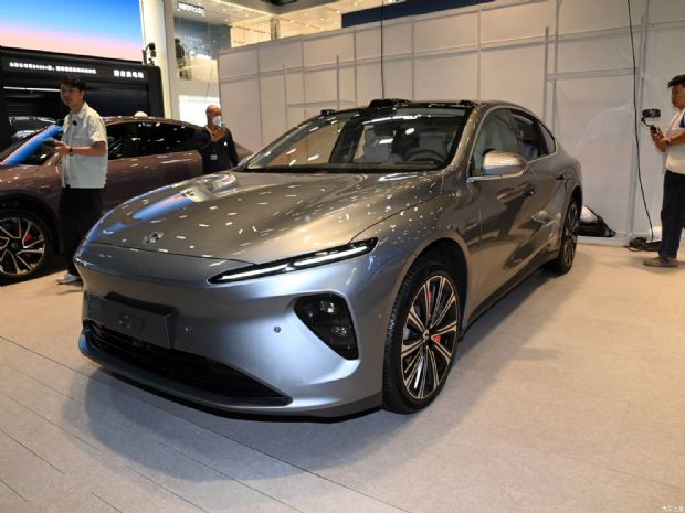 ε εET7 2024 100kWh 