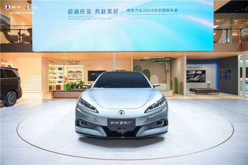 北京车展首张海外车主订单揭晓，国际顶级车评人为腾势Z9GT而来！...