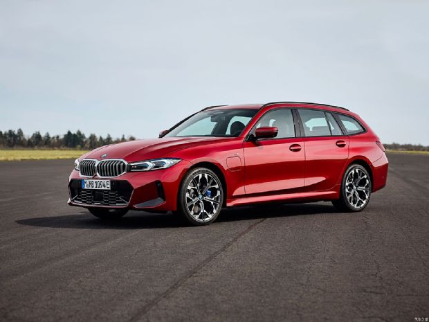 () 3ϵԴ() 2024 330e Touring M Sport