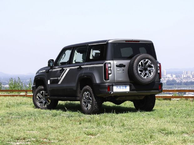 ԽҰ BJ40 2024 2.0T ھ