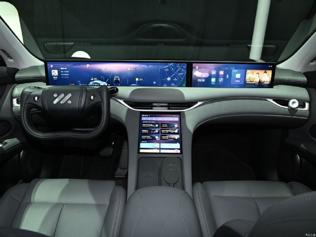 Ǽ ǼLS6 2025 248kW 