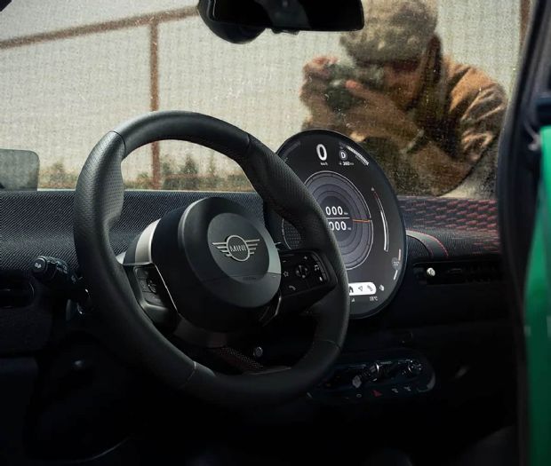 http://www2.autoimg.cn/chejiahaodfs/g28/M05/92/E3/620x0_1_autohomecar__ChxkmmhjeK-ALjlAAAP2sOo7HLg290.jpg