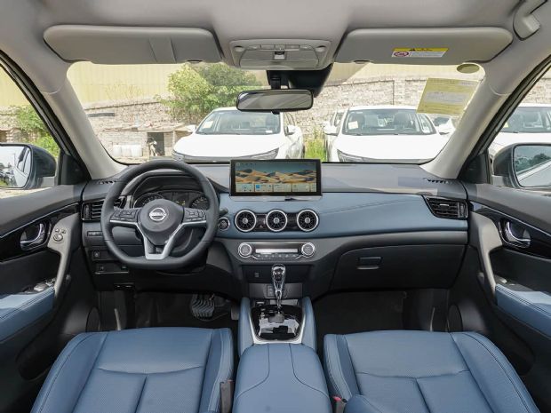 http://car3.autoimg.cn/cardfs/product/g28/M07/8B/D7/620x0_1_autohomecar__ChxkmmhhHleAHMiAACh9kH779Eo095.jpg