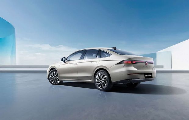 http://www2.autoimg.cn/chejiahaodfs/g25/M0B/0E/8D/620x0_1_autohomecar__ChxkqWhJbkqABmMgAC8rs2mi1Wo335.jpg