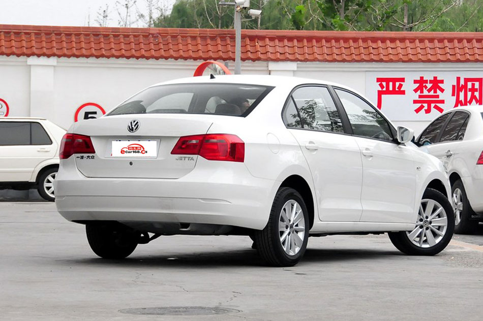 2015 1.6L Զ 