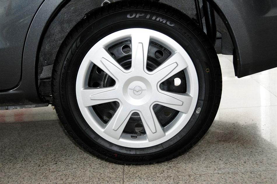  2013 1.6L MT 7 ϸ