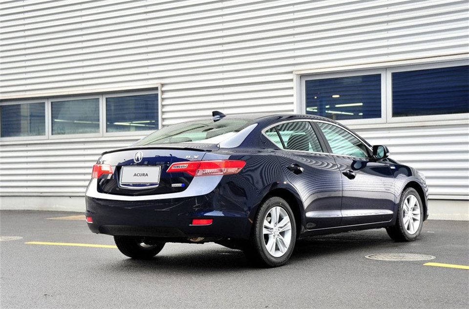 2013 1.5L AT Hybrid