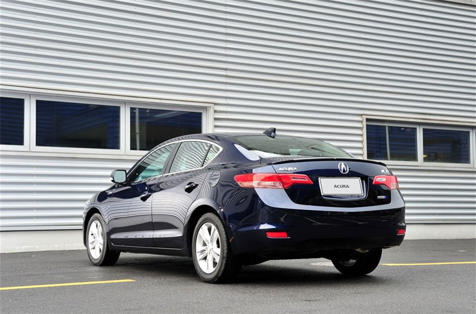 2013 1.5L AT Hybrid