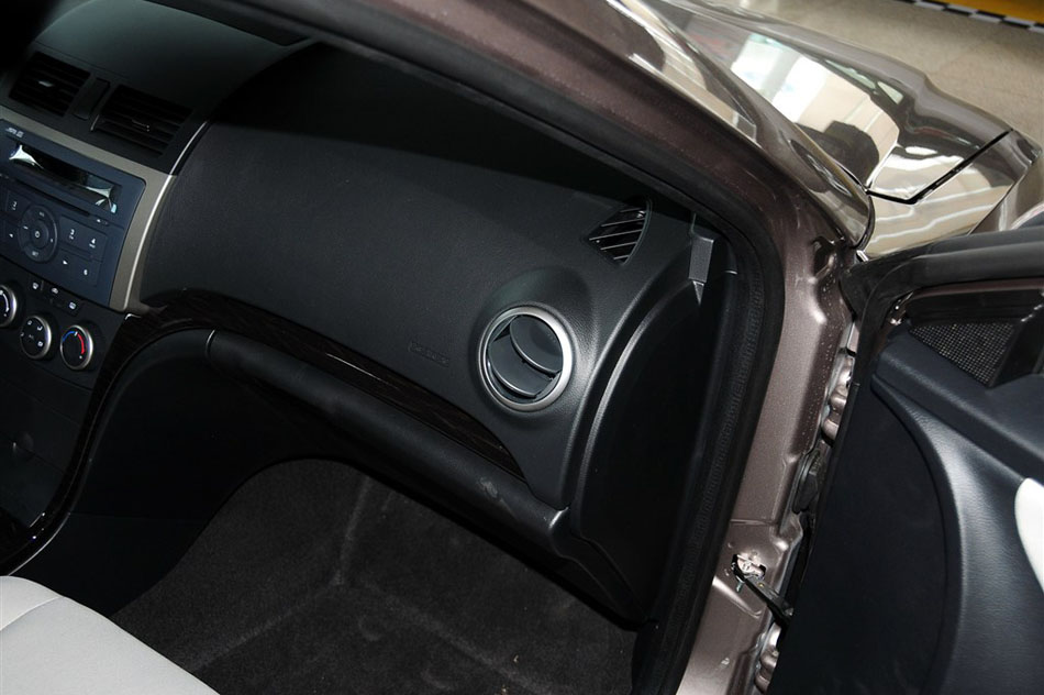 2013  1.6L ֶа