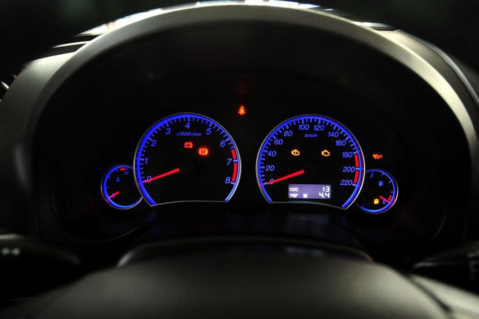 2014  1.6L ֶھ 