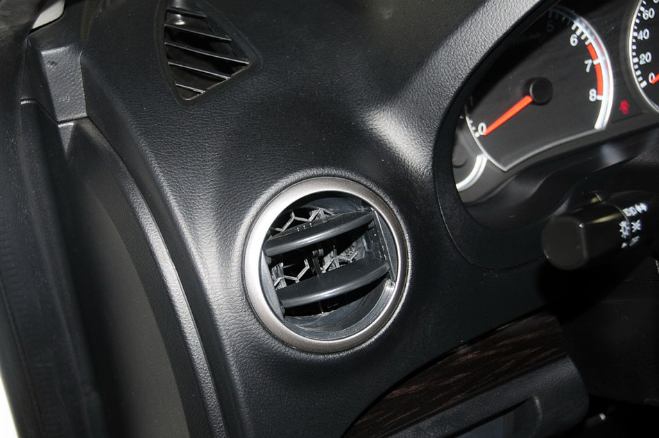 2014  1.6L ֶھ 