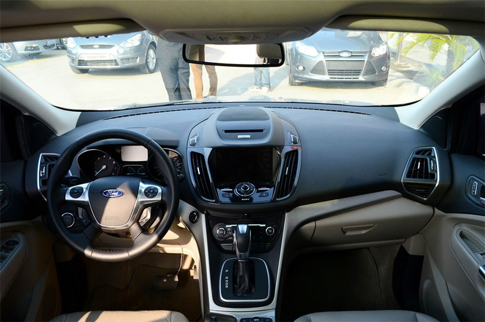 2013 1.6L GTDi  AT Ӣ 