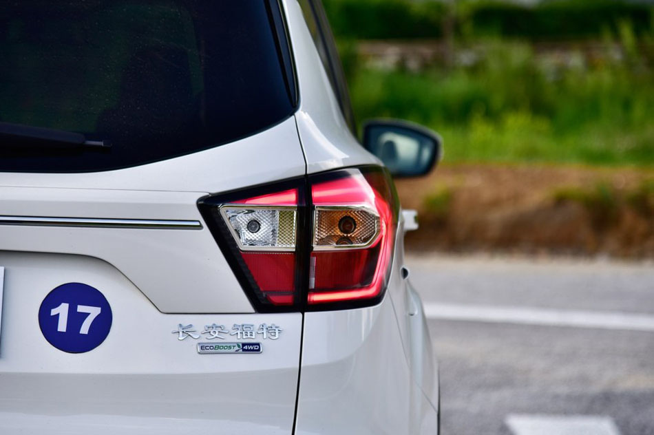 2017 EcoBoost 245  ϸ