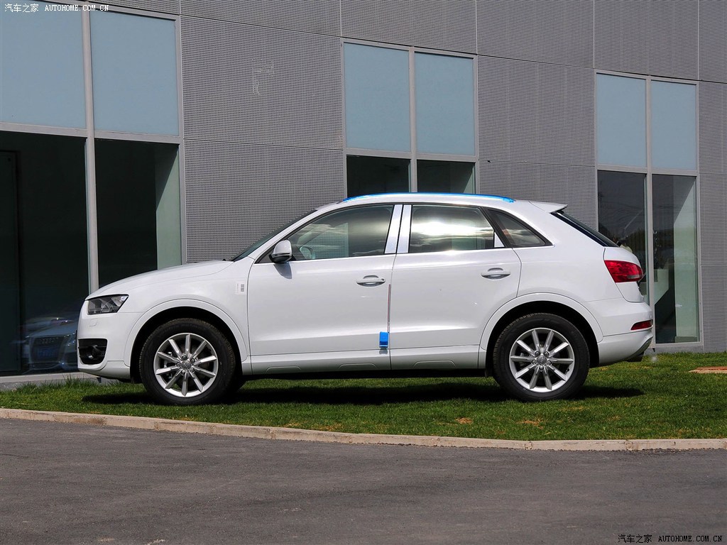 µQ3 2013 35 TFSI ȡ