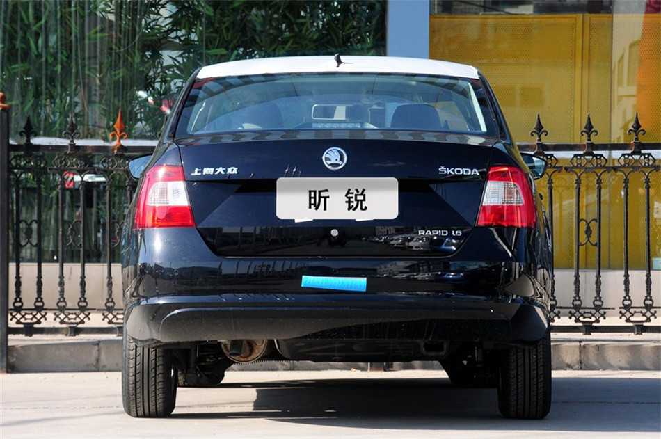 2013 1.6L MT ѡ 