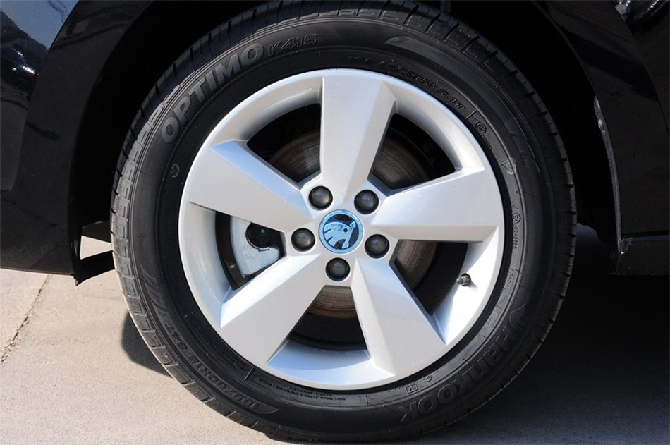 2013 1.6L MT ѡ 