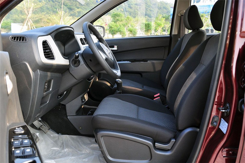 2013 1.2L MT Ӣ οռ