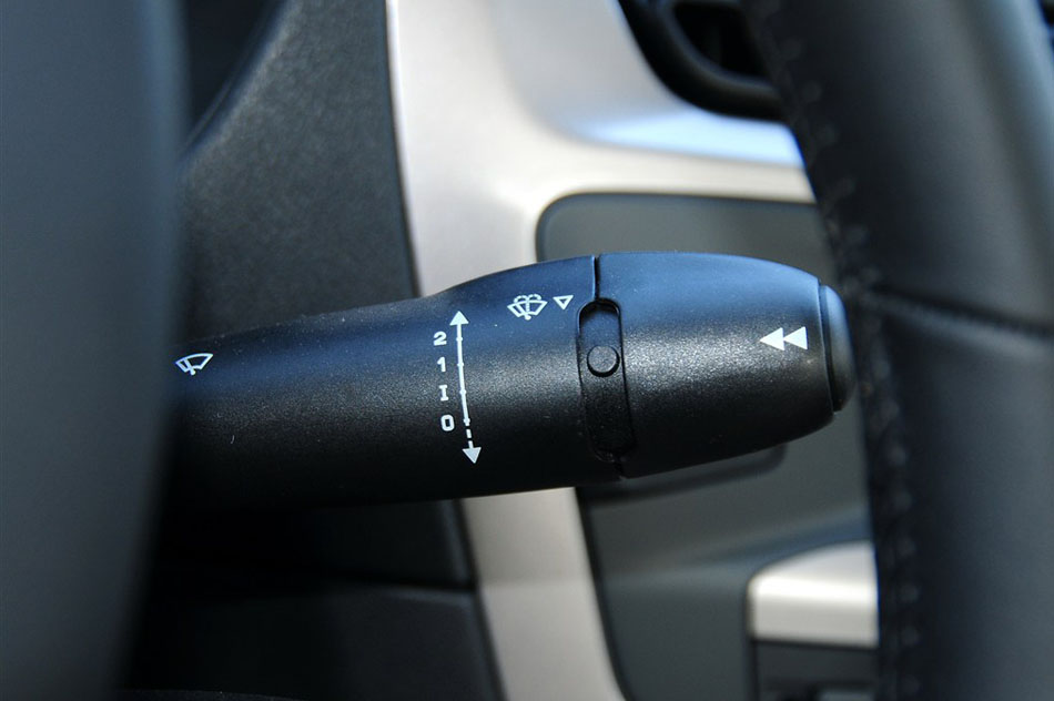 2014 1.6L Զ 