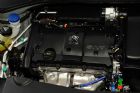 2014款 1.6L 自动尊贵版 引擎底盘