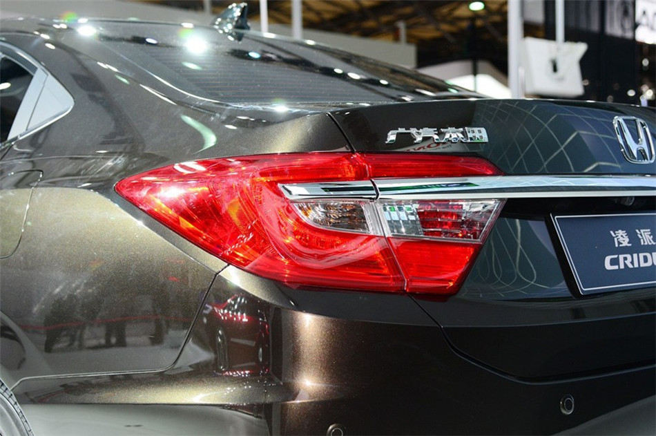 2013 1.8L콢