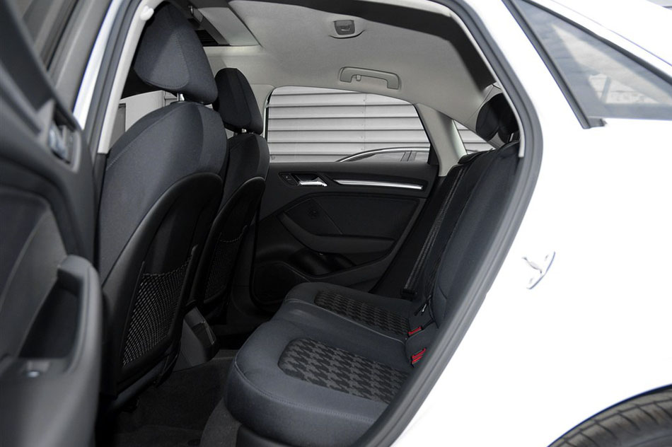 2014 Limousine 35 TFSI ʱ οռ