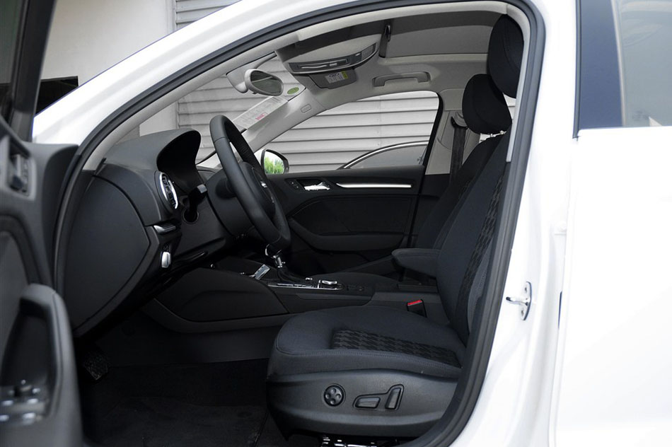 2014 Limousine 35 TFSI ʱ οռ
