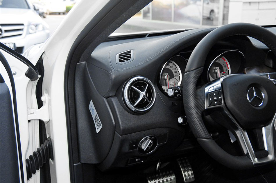 2015 GLA 260 4MATIC 