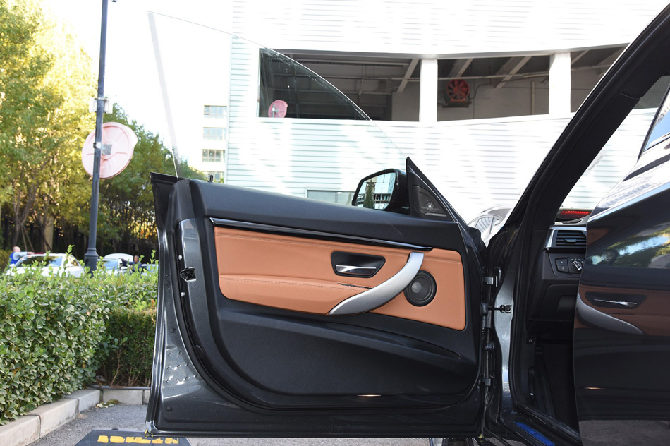 2019 320i M˶ οռ