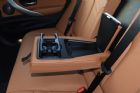 2019款 320i M运动型 座椅空间