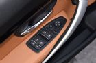 2019款 320i M运动型 座椅空间