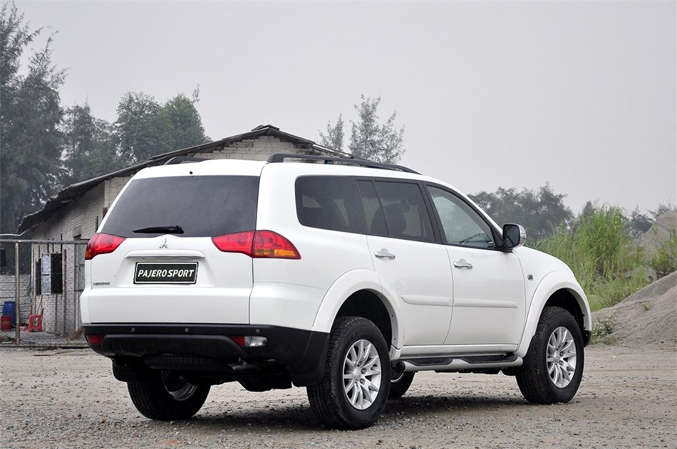 2011 3.0L  AT ˶ 