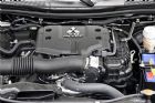 2011款 3.0L 四驱 AT 运动导航版 引擎底盘