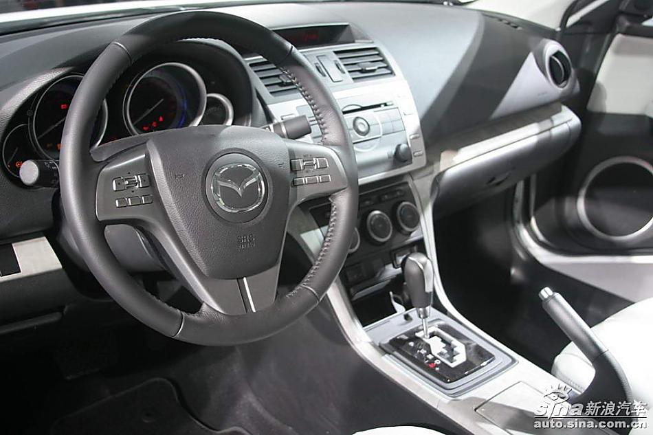 ڢMazda6