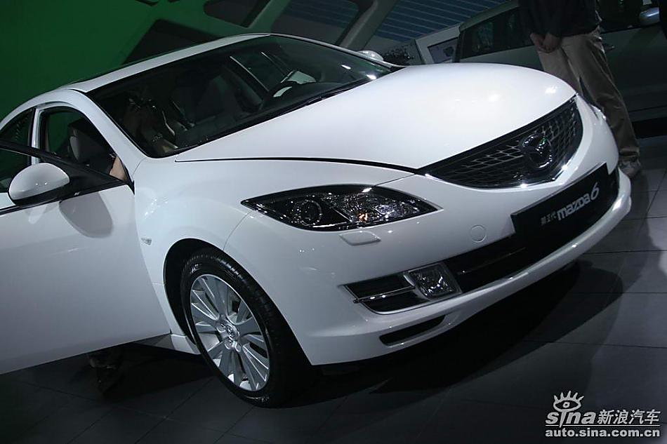 ڢMazda6