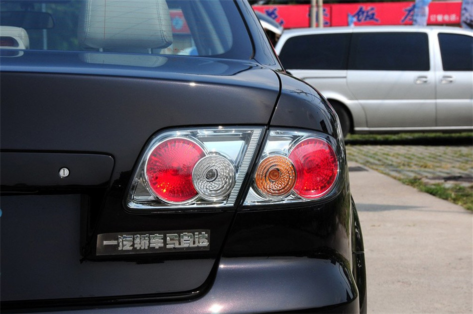 Դ6 2012 2.0L AT  ϸ
